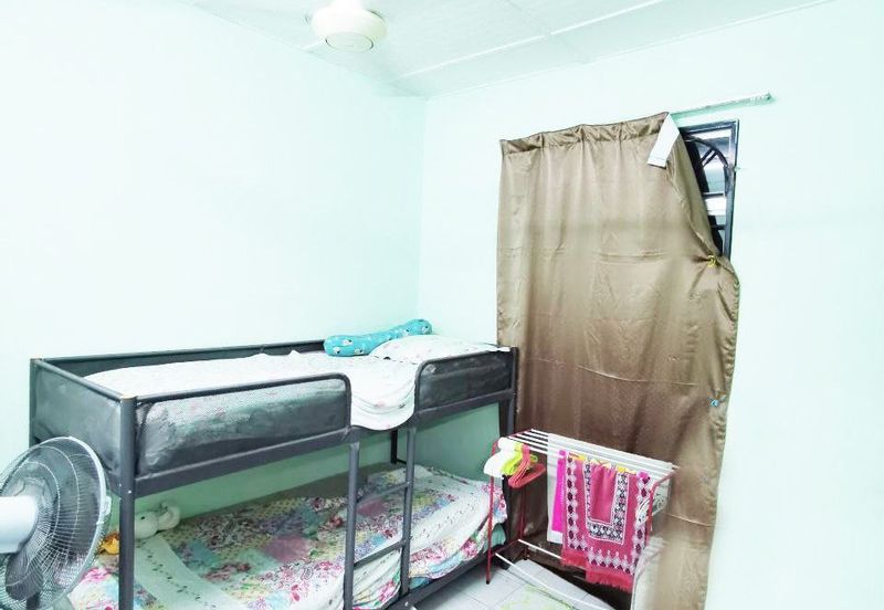 Desa Pinggiran Putra