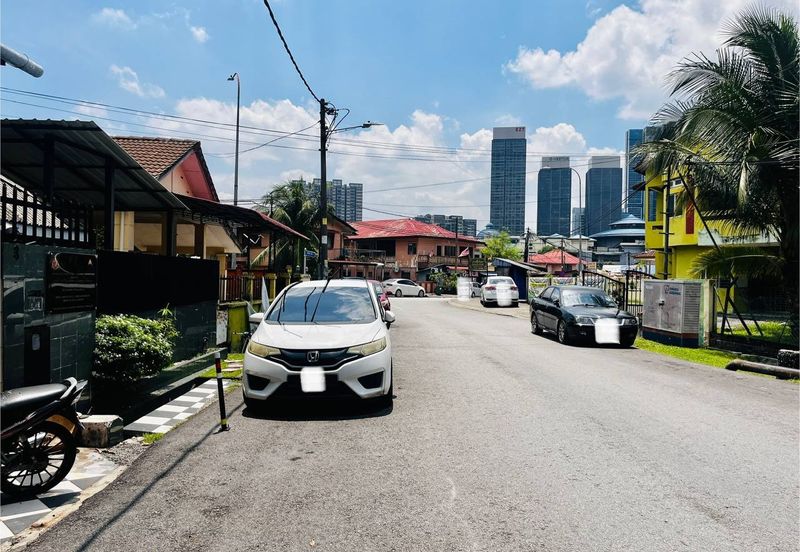 Kampung Datuk Keramat