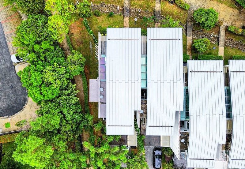 Symphony Hills Schumann