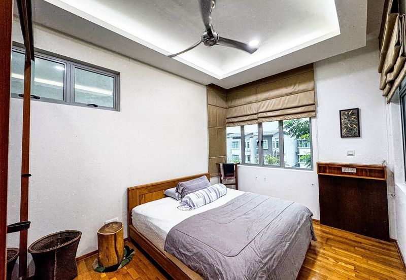 Symphony Hills Schumann