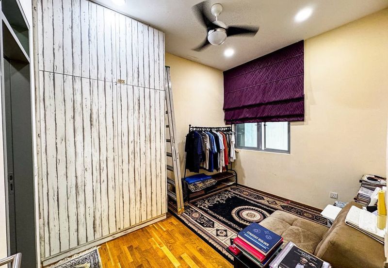 Symphony Hills Schumann