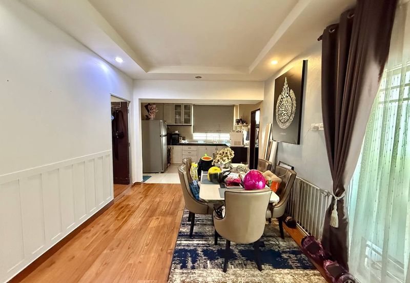 Taman Pinggiran Putra