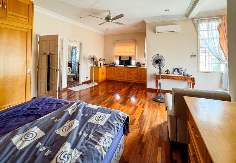 Bandar Country Homes