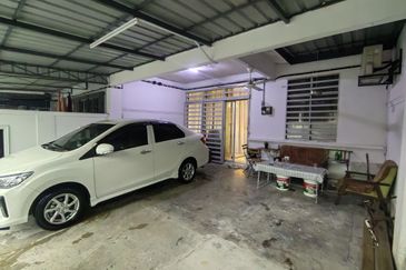 Bandar Baru Salak Tinggi