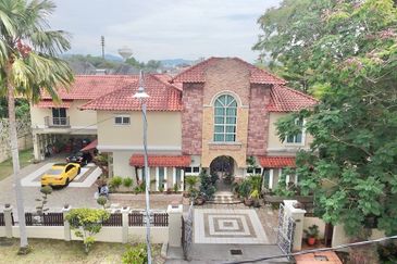 Impian Golf & Country Club