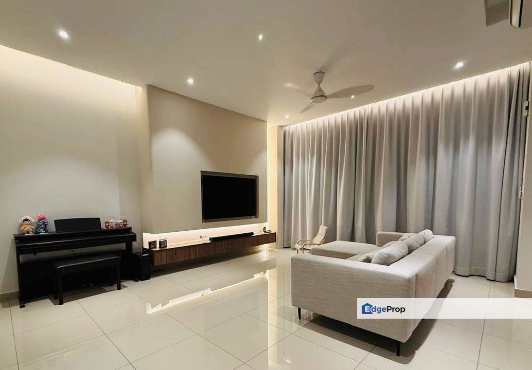 END LOT | BEAUTIFUL 2 STOREY @ SEJATI LAKESIDE 2, CYBERJAYA, Selangor, Cyberjaya