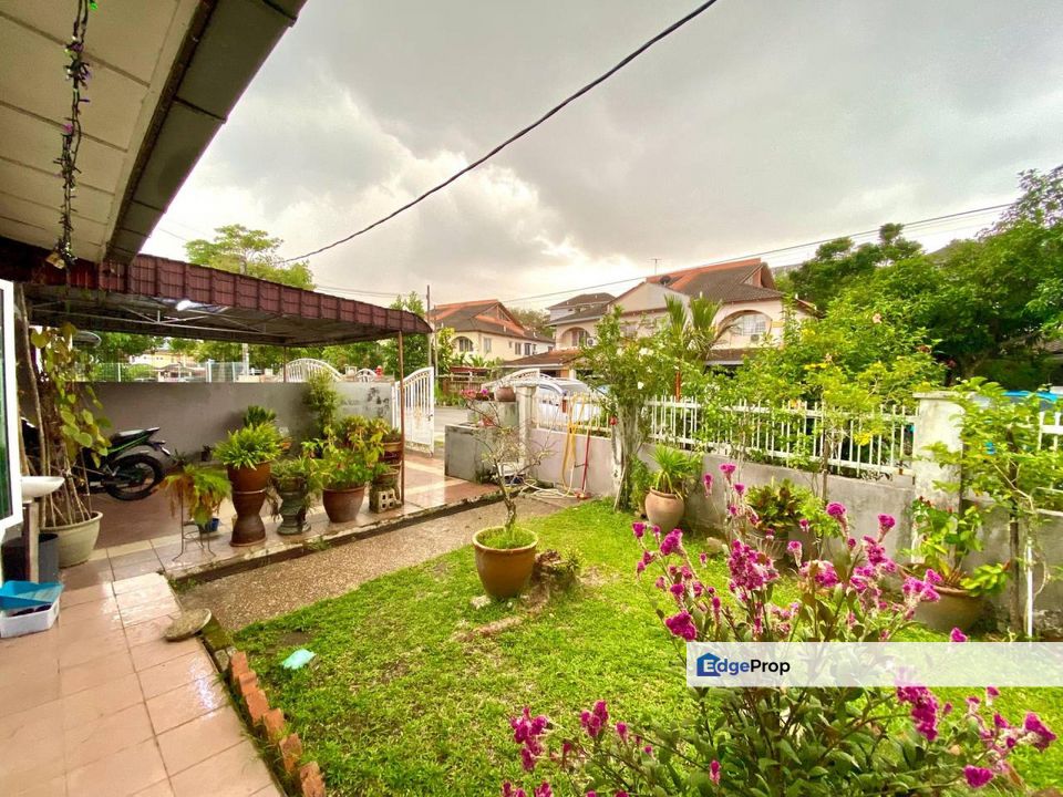 RENOVATED | 2 STOREY SEMI-D @ TAMAN PUTRA PERDANA, PUCHONG, Selangor, Puchong