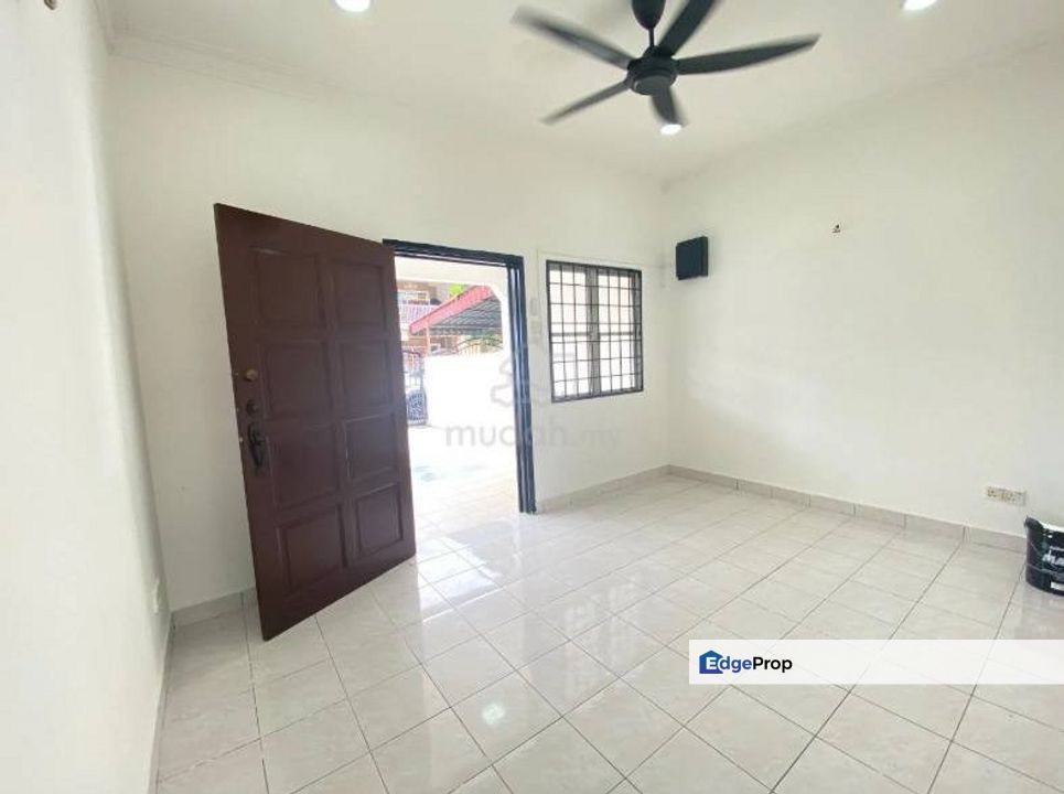 2.5 Storey Terrace House Taman Sri Gombak Fasa 10, Gombak, Selangor, Batu Caves 