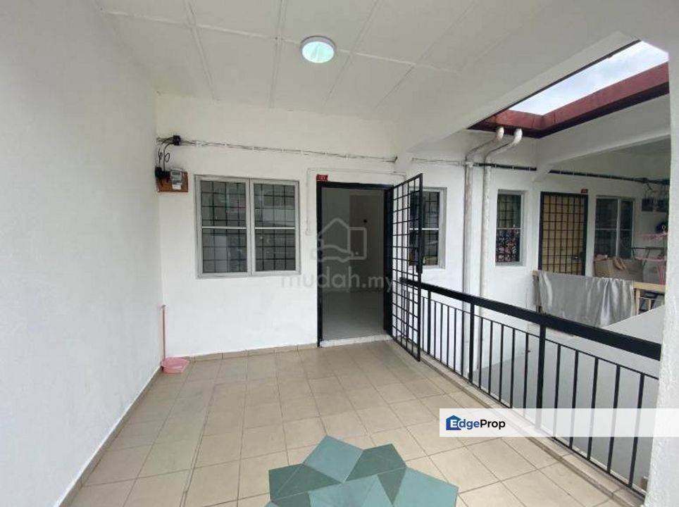 2.5 Storey Terrace House Taman Sri Gombak Fasa 10, Gombak, Selangor, Batu Caves 