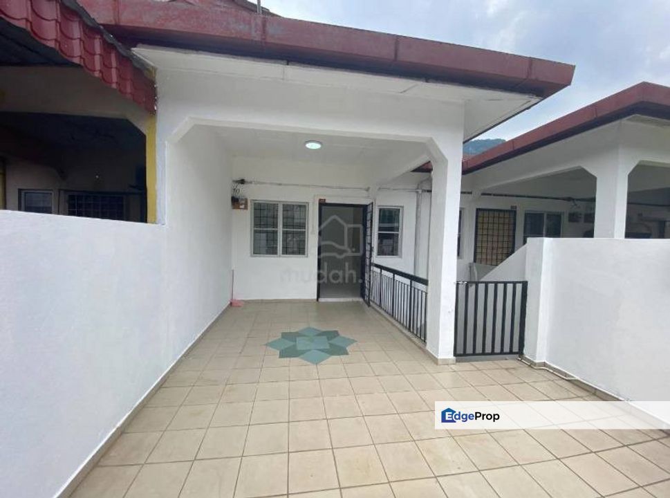 2.5 Storey Terrace House Taman Sri Gombak Fasa 10, Gombak, Selangor, Batu Caves 