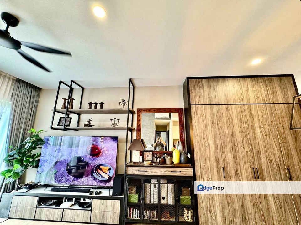 EXCLUSIVE CORNER UNIT @ ASTORIA, AMPANG, Selangor, Ampang