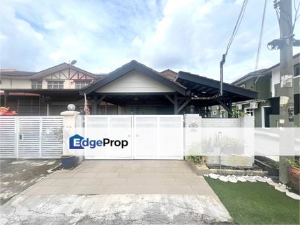 END LOT CANTIK | 2 STOREY RENOVATED @ TAMAN PUTRA PERDANA, PUCHONG, Selangor, Puchong