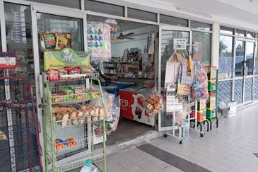 Angsana Apartment @ Taman Raintree