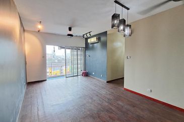 Angsana Apartment @ Taman Raintree