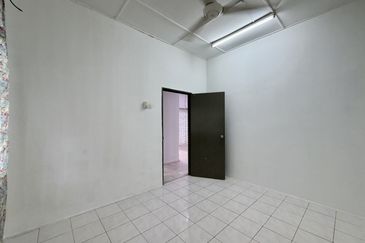 Taman Kota Warisan Permai