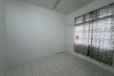 Taman Kota Warisan Permai