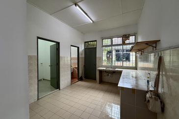 Taman Kota Warisan Permai