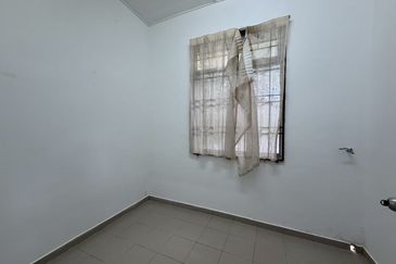 Taman Kota Warisan Permai