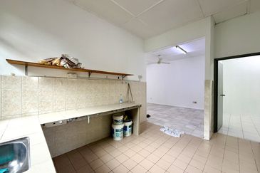 Taman Kota Warisan Permai