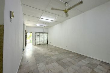 Taman Kota Warisan Permai