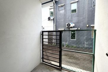 MODERN | 2 STOREY TERRACE @ TAMAN RUBY, DENGKIL