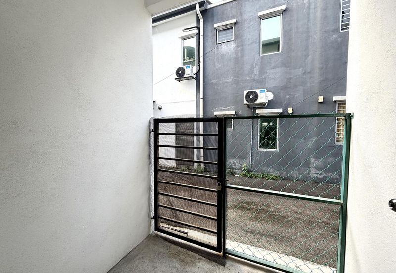 MODERN | 2 STOREY TERRACE @ TAMAN RUBY, DENGKIL