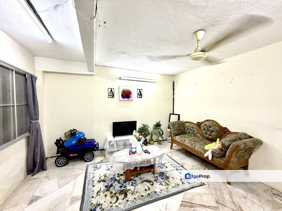 1km MRT Kajang! Storey Terrace Taman Bukit Kajang, Selangor, Kajang