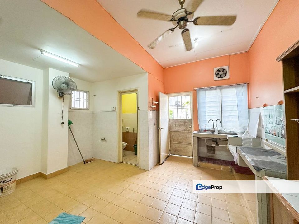 FOR SALE | 2 STOREY @ TAMAN AMANPUTRA, PUCHONG, Selangor, Puchong South