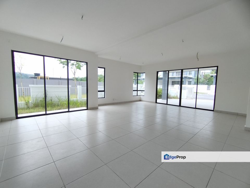 FREEHOLD | 2 STOREY SEMI-D @ TAMAN BUKIT KEMAYAN, KEMAYAN HEIGHTS SEREMBAN 2, Negeri Sembilan, Seremban