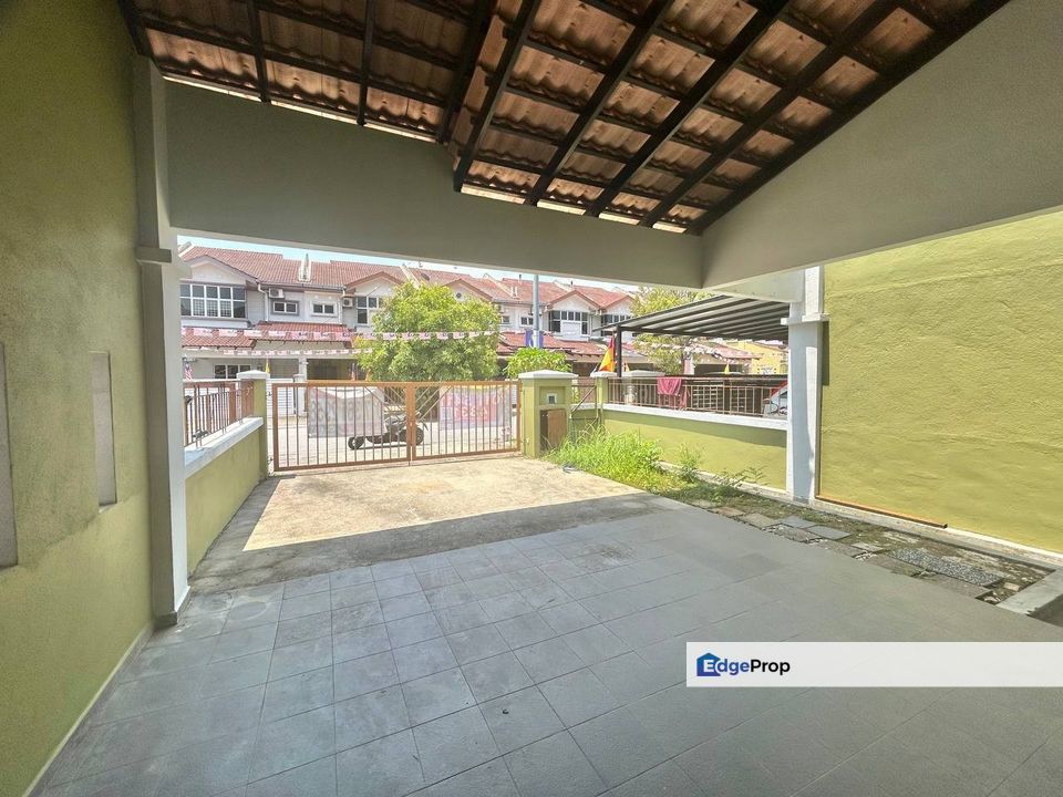 REFURBISHED | 2 STOREY @ TAMAN SUTERA 3, KAJANG, Selangor, Kajang
