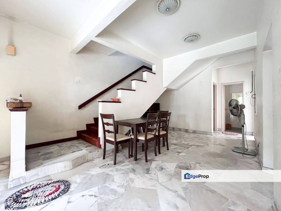 CANTIK | 2 STOREY @ USJ 22, SUBANG JAYA, Selangor, USJ