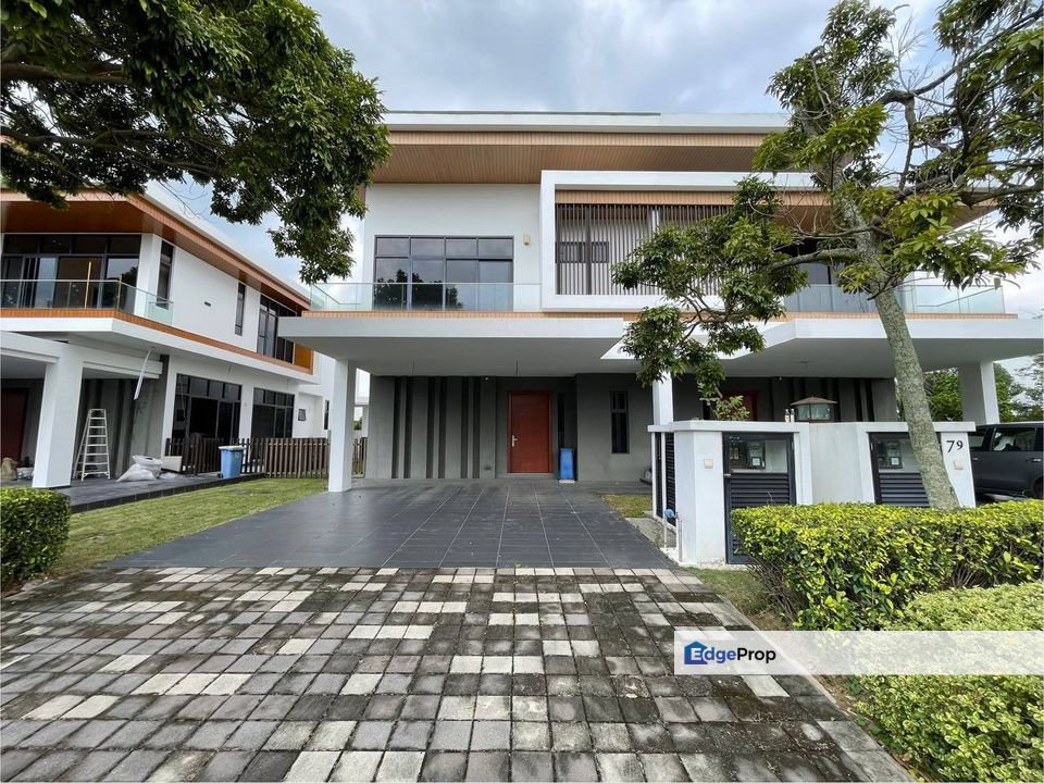 CANTIK | 2 STOREY SEMI-D @ REGIO VILLA, ECO SANCTUARY BANDAR RIMBAYU, Selangor, Kota Kemuning