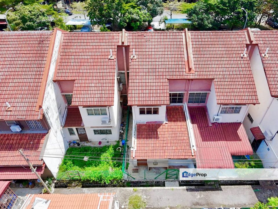 CANTIK | 2 STOREY @ TAMAN PINGGIRAN USJ 3, SUBANG JAYA, Selangor, USJ