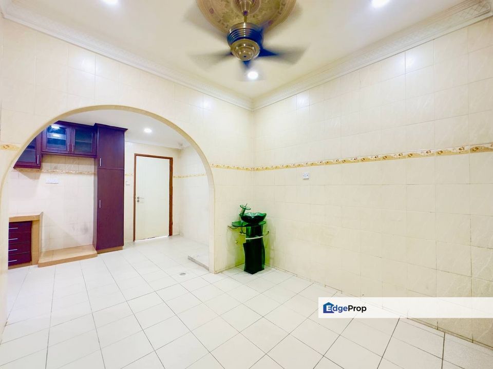 CANTIK | 2 STOREY @ TAMAN PINGGIRAN USJ 3, SUBANG JAYA, Selangor, USJ