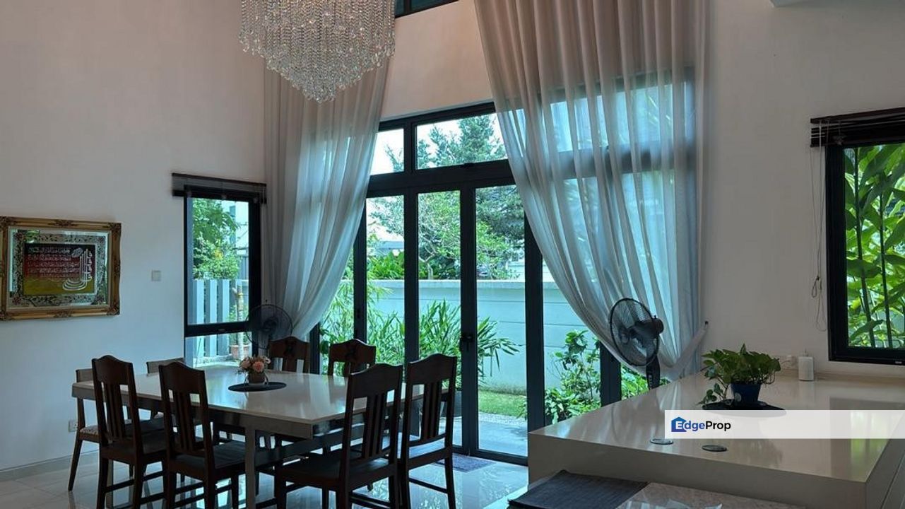 RENOVATED | 3 STOREY BUNGALOW @ ASTONIA 1, SEJATI RESIDENCES CYBERJAYA, Selangor, Cyberjaya