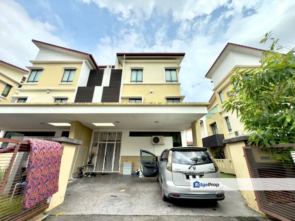 CANTIK | 3 STOREY SEMI-D @ TAMAN TROPIKA 2, SUNGAI TANGKAS BANGI, Selangor, Kajang