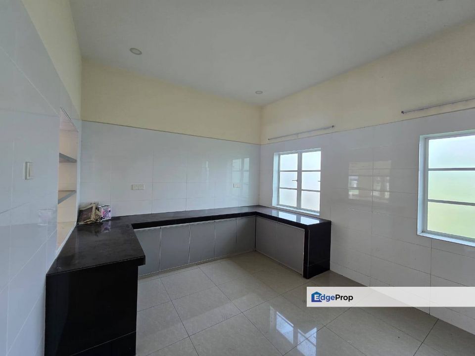 FULLY FURNISHED | 2 STOREY BUNGALOW @ SALAK TINGGI, SEPANG, Selangor, Sepang