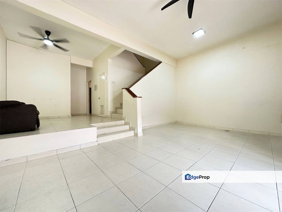 CANTIK | 2 STOREY @ ALAM BUDIMAN U10, SHAH ALAM, Selangor, Shah Alam
