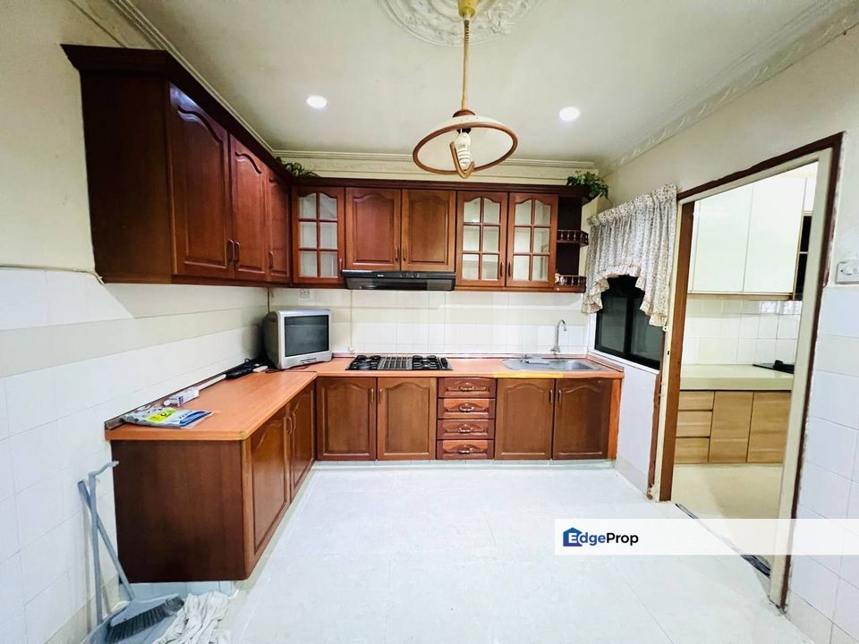 WELL MAINTAINED | 3 STOREY TERRACE @ TAMAN BUKIT MULIA, BUKIT ANTARABANGSA, Selangor, Ulu Kelang