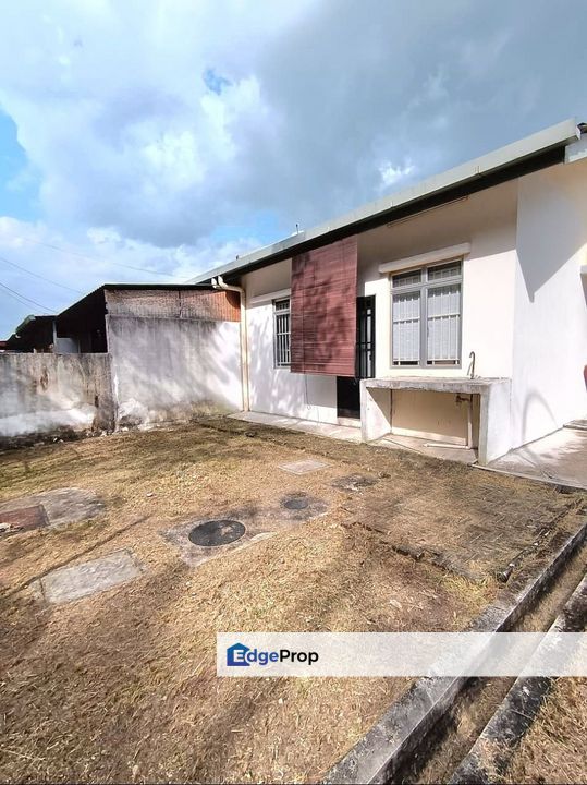 END LOT | SINGLE STOREY @ TAMAN MERBAH, OLAK LEMPIT BANTING, Selangor, Banting