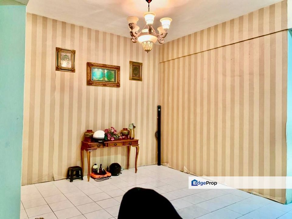 FREEHOLD | 2 STOREY TERRACE @ TAMAN SINARAN, CHERAS BALAKONG, Selangor, Balakong