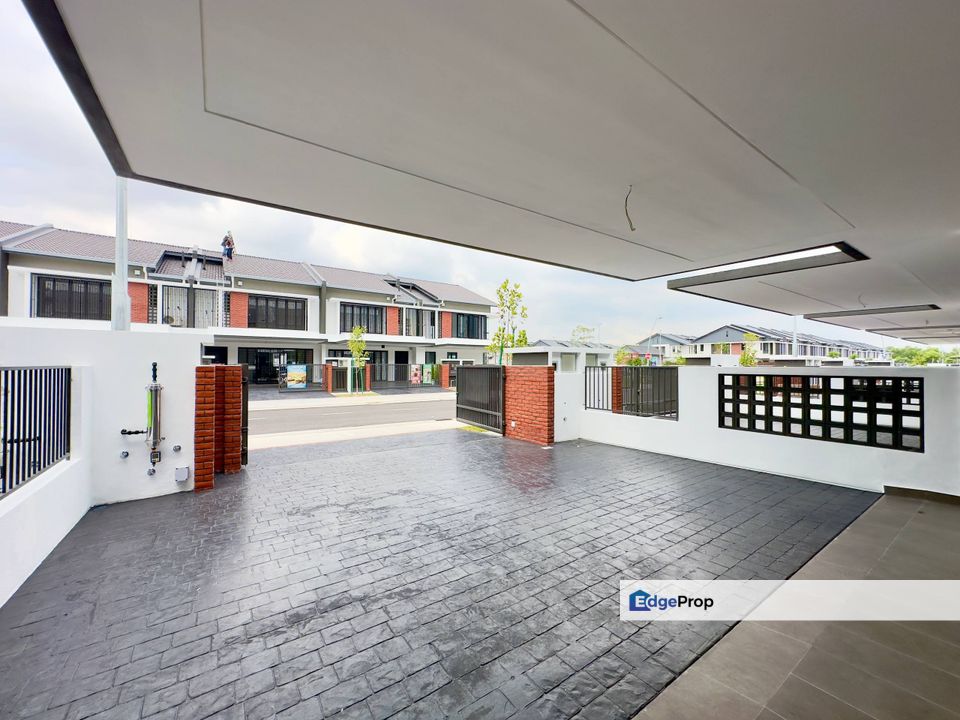 CANTIK | 2 STOREY SUPERLINK @ ELMINA GREEN 7 U17, SHAH ALAM, Selangor, Shah Alam