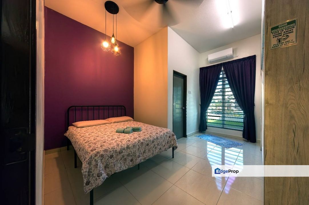 CANTIK | 1 STOREY SEMI-D @ SALAK PEKERTI, SALAK TINGGI SEPANG, Selangor, Sepang