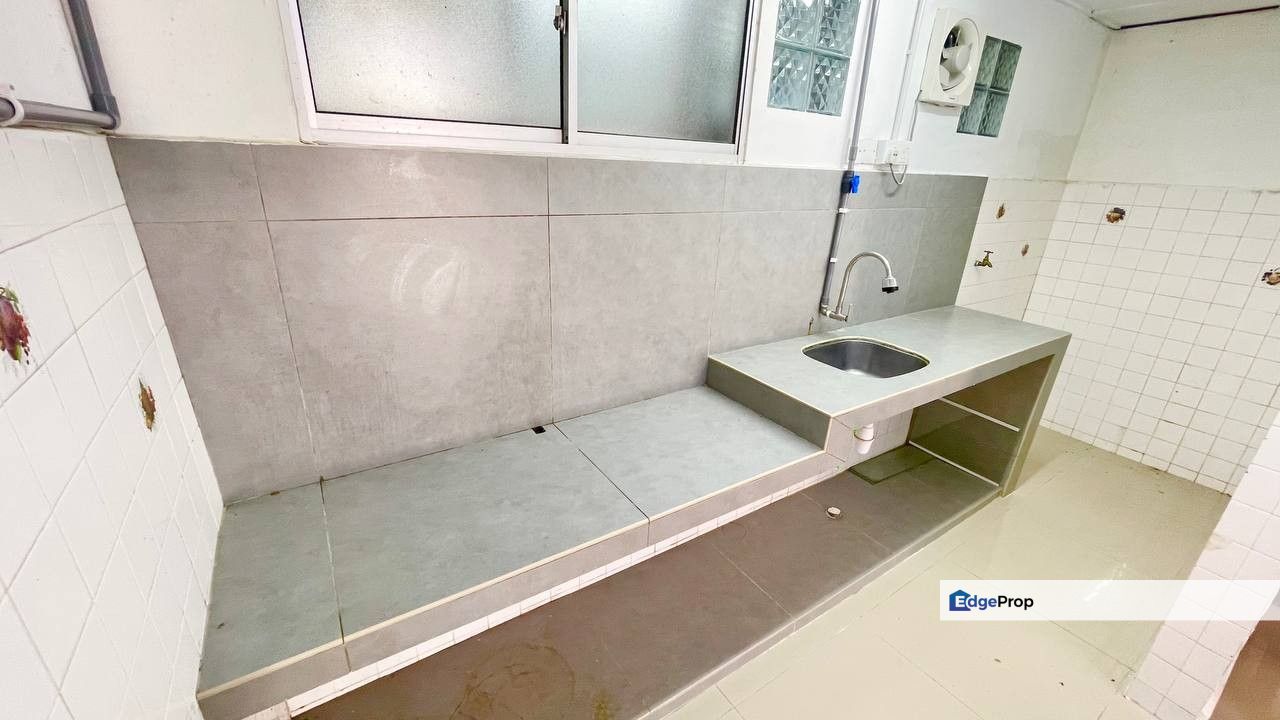 FREEHOLD | 2.5 STOREY TERRACE @ TAMAN SRI SINAR, SEGAMBUT, Kuala Lumpur, Segambut