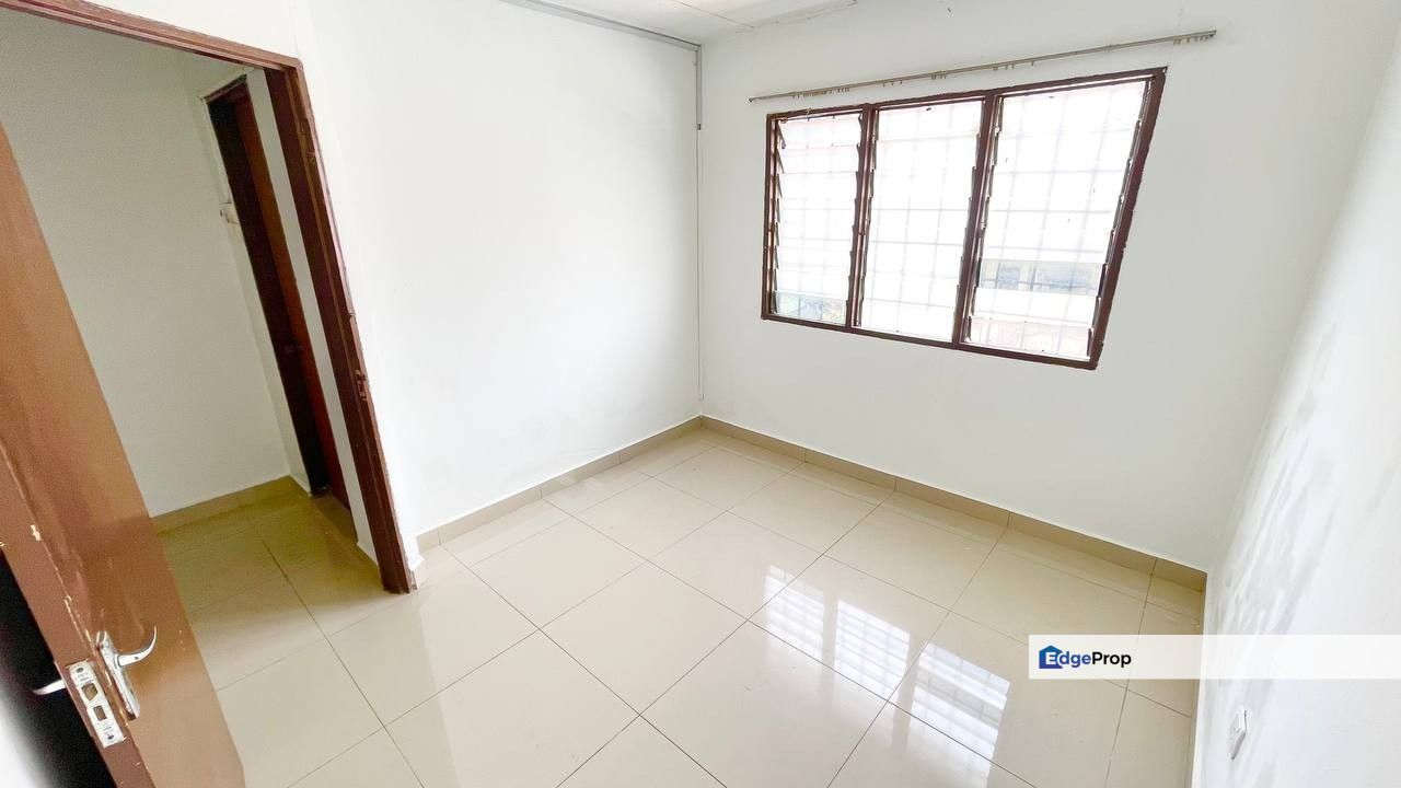 FREEHOLD | 2.5 STOREY TERRACE @ TAMAN SRI SINAR, SEGAMBUT, Kuala Lumpur, Segambut