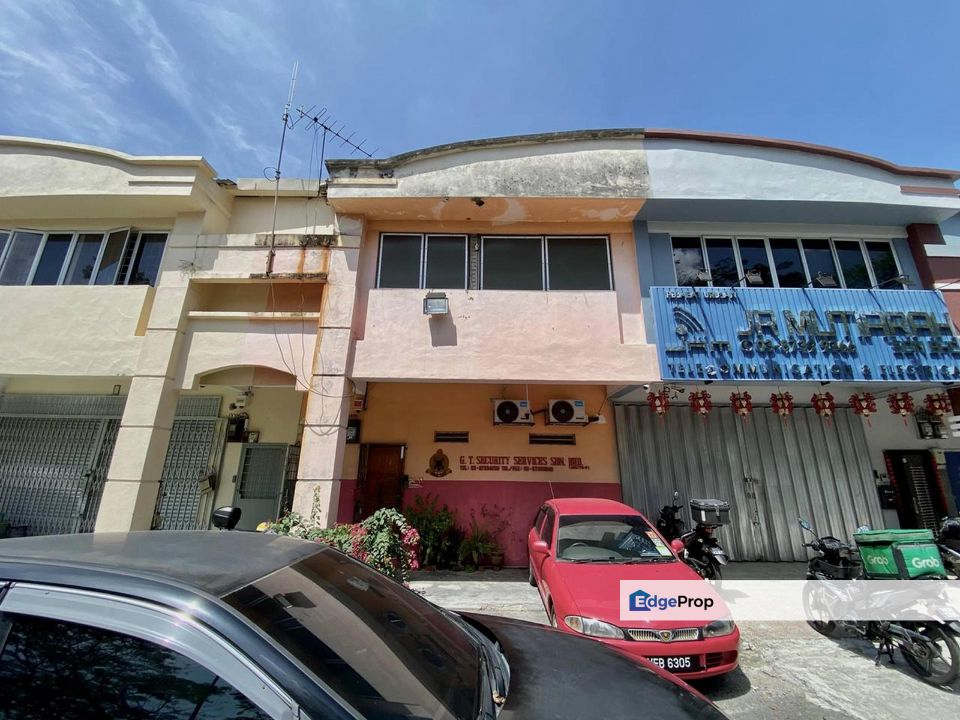 FREEHOLD | 2 STOREY SHOPLOT @ TAMAN BUKIT MEWAH, KAJANG, Selangor, Kajang