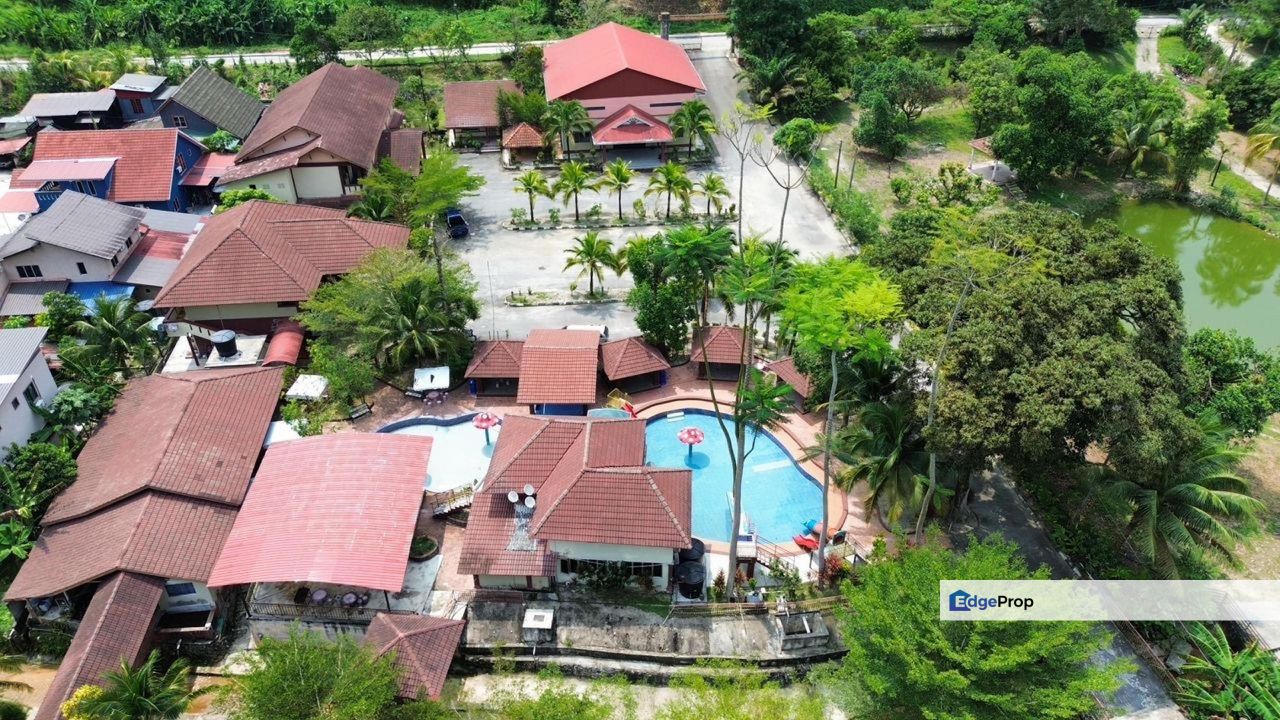 RESORT | 2 STOREY RESORT @ HULU LANGAT SEMUNGKIS, Selangor, Hulu Langat