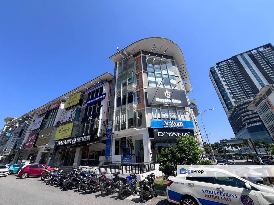 CORNER | 5 1/2 STOREY @ BANGI SENTRAL, BANDAR BARU BANGI, Selangor, Bangi