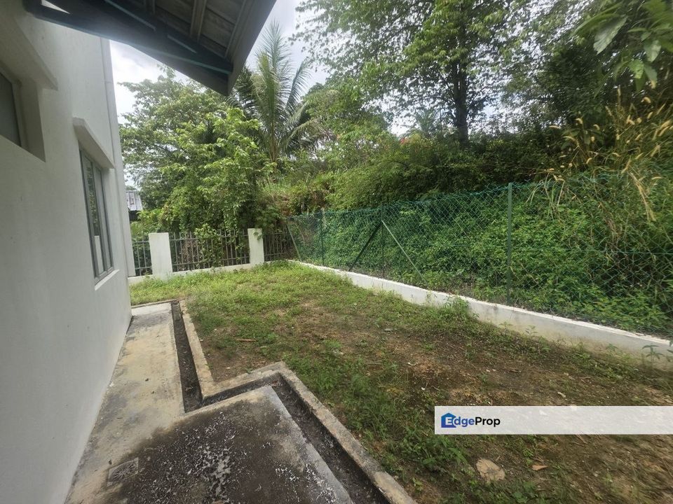 CANTIK | 2 STOREY SEMI-D @ LAMAN SUTERA, SEKSYEN U15 SHAH ALAM, Selangor, Shah Alam