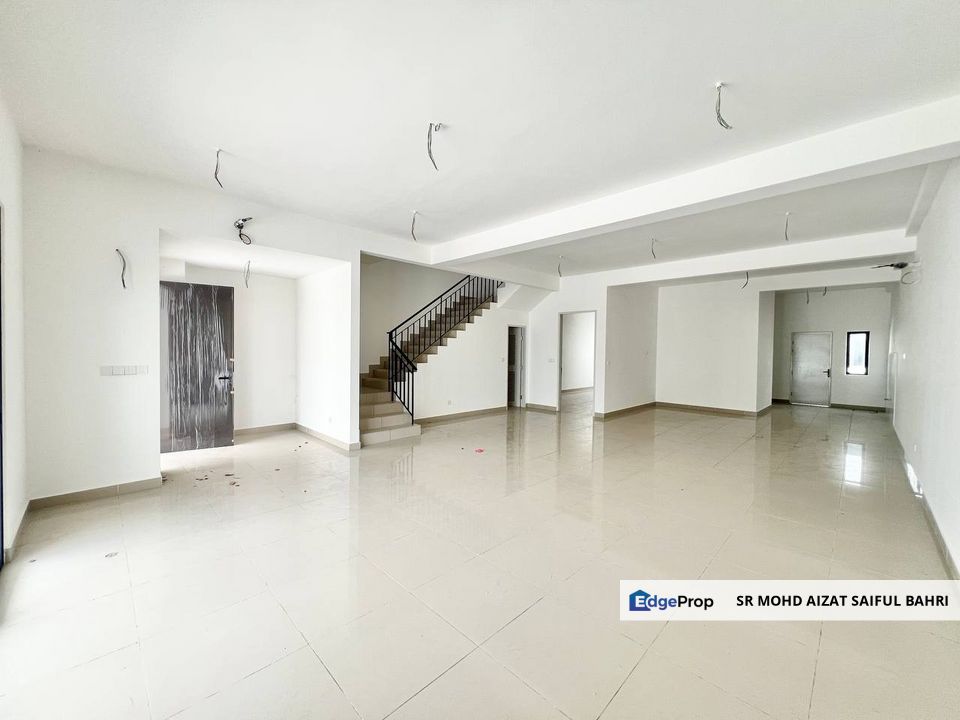 Sejati Lakeside Cyberjaya Double Storey Superlink House For Sale, Selangor, Cyberjaya